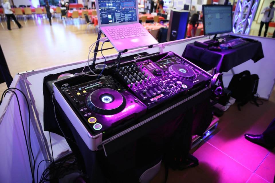 DJ mariage, anniversaire, soirée d'entreprise